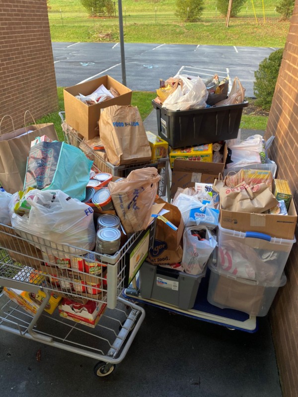 VT Women's Lacrosse Food Drive